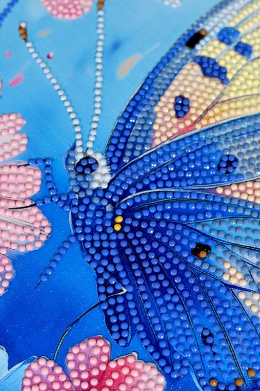 Алмазная мозаика с частичной выкладкой (набор для творчества) арт. 71436 / 25 ПАСТЕЛЬНАЯ БАБОЧКА, размер: 30*30 см, (11 цветов страз, холст на подрам