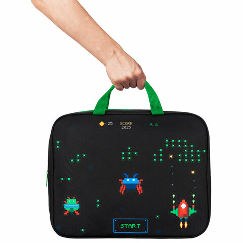 Папка на молнии с ручками BRAUBERG А4, 1 отделение, полиэстер, 80 мм, "Space strike"