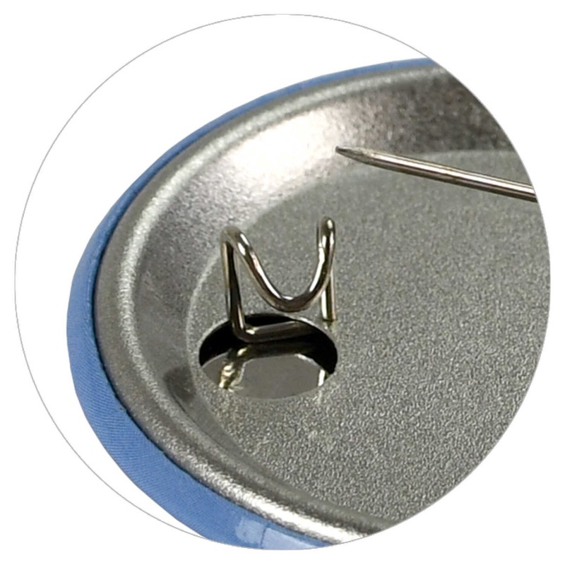 Значки закатные арт. 71107 / 50 ГЕРОИ С ХАРАКТЕРОМ ( 3 шт. в наборе; размер значка/-ов: 37/25 мм, материал значка/-ов: пластик, металл; способ изготов